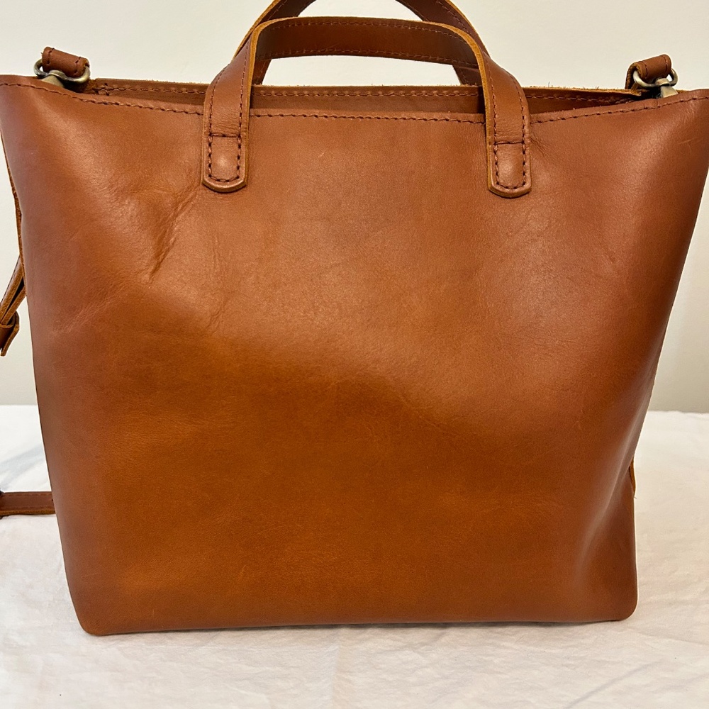 Portland Leather Goods Med Crossbody - Picture 2 of 5